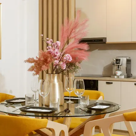 Supernova Royal 公寓 诺威萨