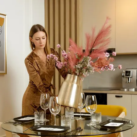 Апартаменты Supernova Royal