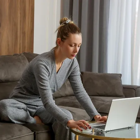 Supernova Royal 公寓 诺威萨