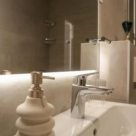 Supernova Royal 公寓 诺威萨