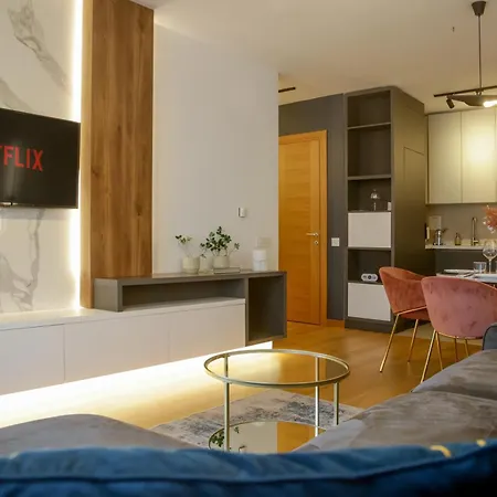 Supernova Royal * 诺威萨